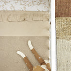 Laken Ruffle met naam - sand 100x150 cm - Meyco