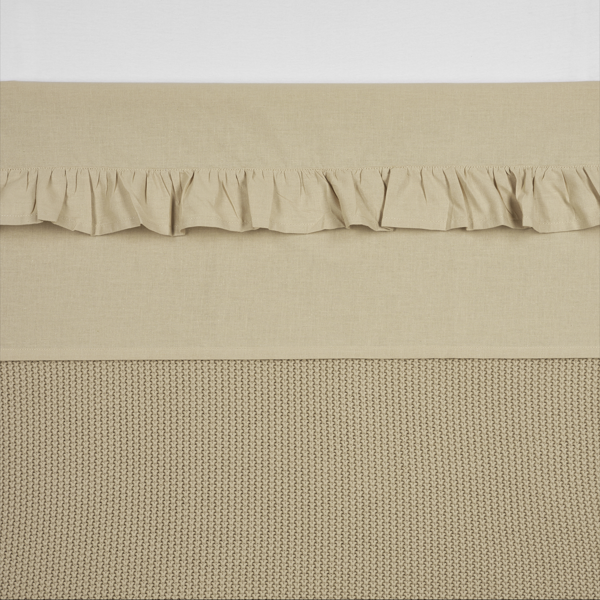 Laken Ruffle met naam - sand 100x150 cm - Meyco